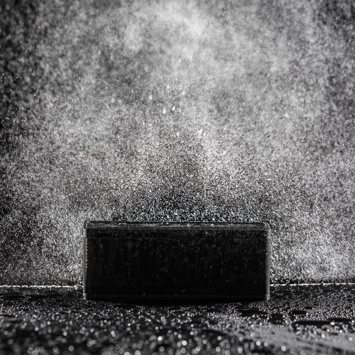 Edifier MP270 Portable Bluetooth Speaker with  inputs rechargeable battery and on-board controls - Red